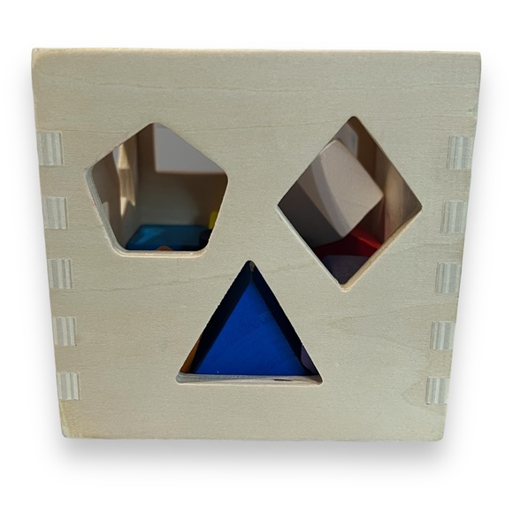 Disney Baby‎ Mickey Mouse Wooden Shape Sorting Cube, Melissa & Doug - Picture 4 of 10